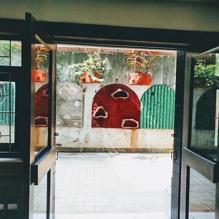 Ashray Guesthouse Calcutta Eksteriør billede