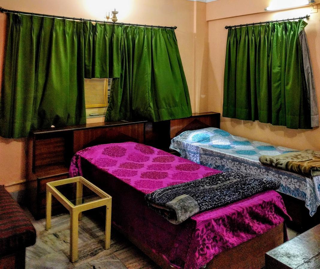 Ashray Guesthouse Calcutta Eksteriør billede