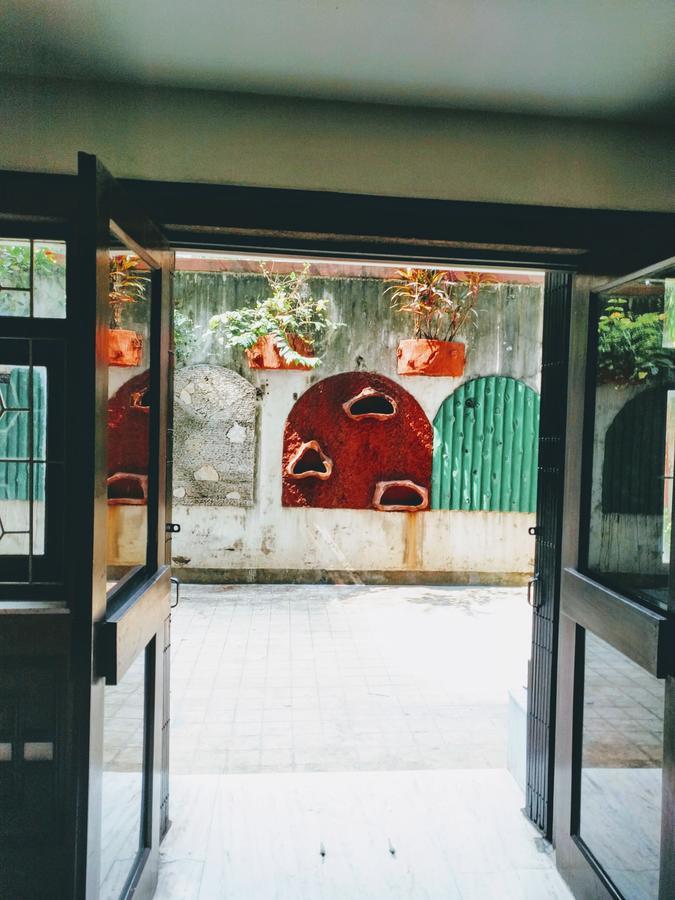 Ashray Guesthouse Calcutta Eksteriør billede